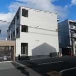 ノイヴェル小松（木造３階建共同住宅15戸）H27.2.30竣工
