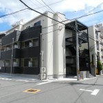 ノイヴェル塚本（木造3階建て共同住宅12戸）Ｈ27.8.30竣工