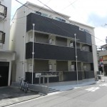 ノイヴェル塚本（木造3階建て共同住宅12戸）Ｈ27.8.30竣工