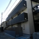 ノイヴェル出屋敷（木造3階建て共同住宅9戸）H28.3.19竣工