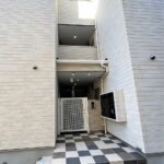 東大阪市下小阪　(木造3階建共同住宅12戸)　R5.1.31竣工
