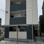 泉佐野市大西B棟　（木造3階建共同住宅12戸）　R7.4.31竣工