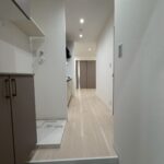 此花区春日出北　(木造3階建共同住宅8戸)　R8.4.30竣工